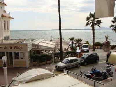 Location Appartement JUAN-LES-PINS BORD DE MER 06