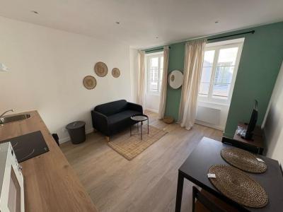 photo For rent Apartment MARSEILLE-2EME-ARRONDISSEMENT 13