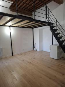 Location Appartement LYON-5EME-ARRONDISSEMENT 69005