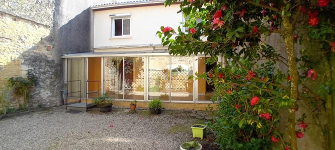 For sale House BLAYE  33