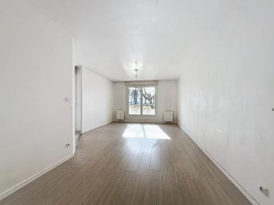 For sale Apartment MONTIGNY-LE-BRETONNEUX SOURDERIE NORD