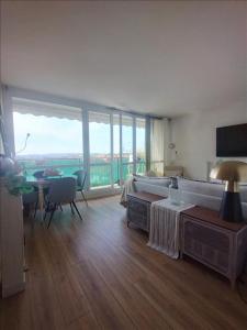 photo For rent Apartment MORANGIS 91