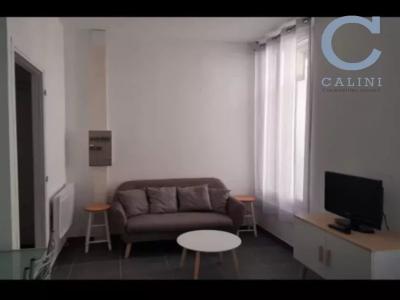 For rent Apartment NIMES 