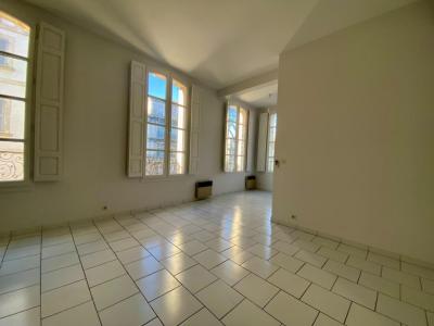 Location Appartement 3 pièces AVIGNON 84000