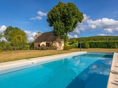 Vente Maison 8 pices SERGEAC 24290
