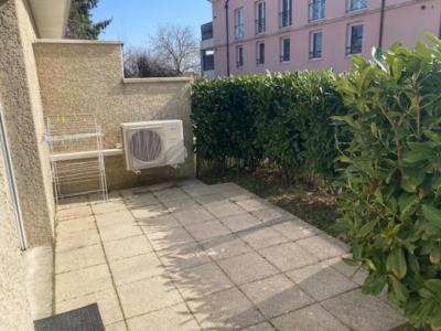 For rent House ATTIGNAT 