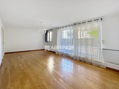 Vente Appartement 4 pièces LILLE 59800