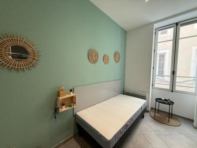 photo For rent Apartment MARSEILLE-2EME-ARRONDISSEMENT 13