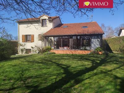 Vente Maison 7 pices FONTAINE-LE-COMTE 86240