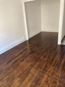 photo For rent Apartment LYON-8EME-ARRONDISSEMENT 69