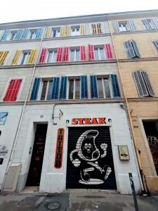 Location Appartement MARSEILLE-6EME-ARRONDISSEMENT 13006