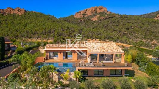 Vente Maison 7 pièces SAINT-RAPHAEL 83700