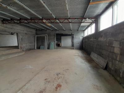 Location Commerce TAMPON 97430