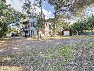 Vente Maison 7 pièces SAINT-RAPHAEL 83700