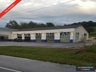 photo For rent Commerce BELLEY 01
