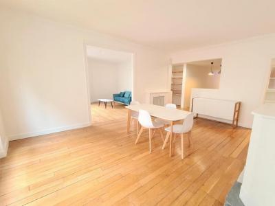 Location Appartement 4 pièces PARIS-9EME-ARRONDISSEMENT 75009