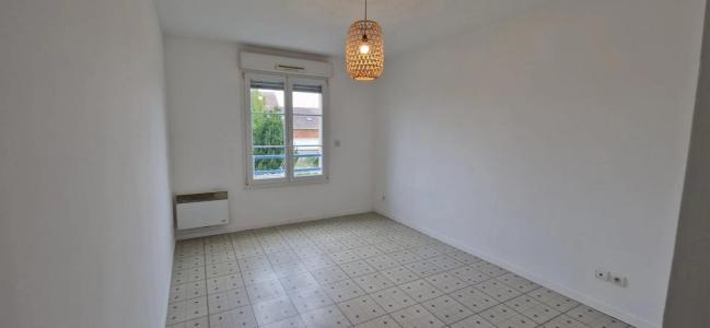 For sale Apartment CREVECOEUR-LE-GRAND 