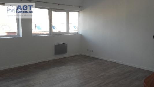 photo For rent Apartment BEAUVAIS 60