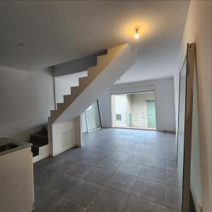 photo For rent Apartment MARSEILLE-15EME-ARRONDISSEMENT 13
