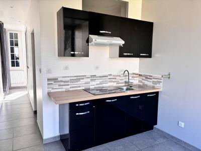 photo For rent Apartment CHATEAU-THIERRY 02
