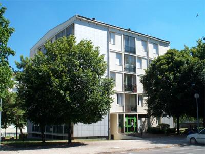 Location Appartement 4 pièces CHENOVE 21300