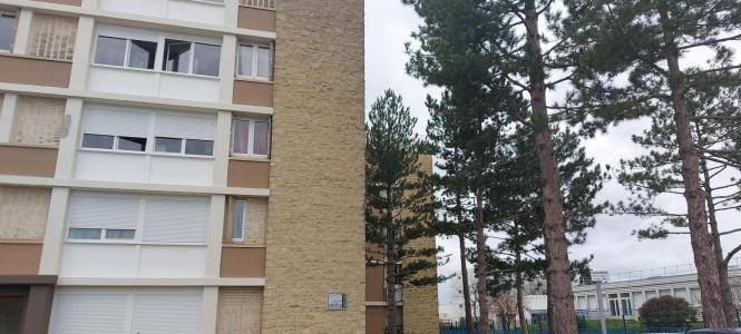 For rent Apartment CARPENTRAS  84