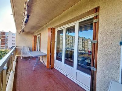 Vente Appartement 4 pièces SEYNE-SUR-MER 83500