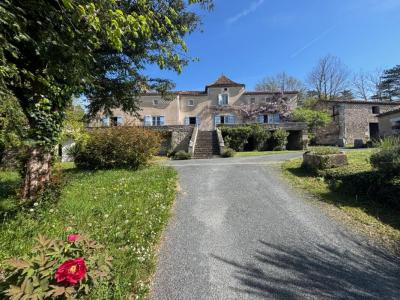 Vente Maison 12 pièces PUY-L'EVEQUE 46700