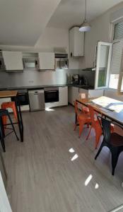 photo For rent Apartment BORDEAUX 33