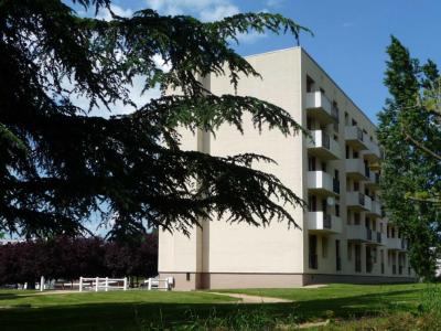 Location Appartement 4 pices COMMENTRY 03600