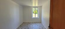 House  DANS UN HAMEAU
