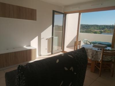 For rent Apartment SAINT-PRIEST  69