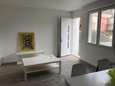 photo For rent Apartment BORDEAUX 33