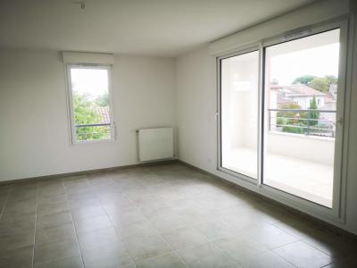 photo For rent Apartment MONDONVILLE 31