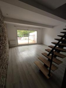 For rent House REVEL 