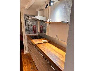 photo For rent Apartment BORDEAUX 33