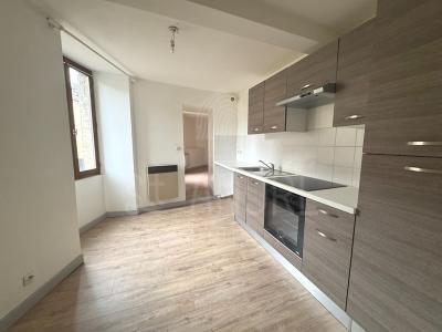 Location Appartement ARZAY LA-CA´TE-SAINT-ANDRA©
