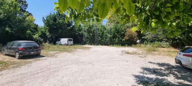 For sale Land SORGUES  84