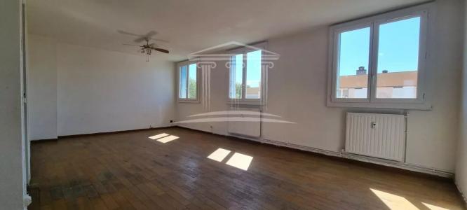 For sale Apartment SORGUES  84