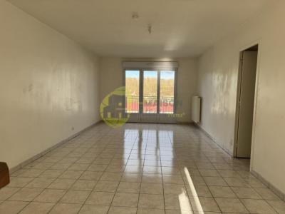 Vente Appartement 4 pièces MEHUN-SUR-YEVRE 18500
