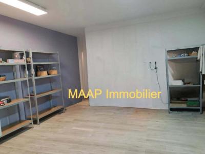 photo For sale Commerce CHARTRES 28