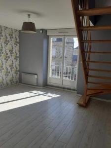 Location Appartement 4 pièces FOUGERES 35300