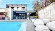 House JONAGE 