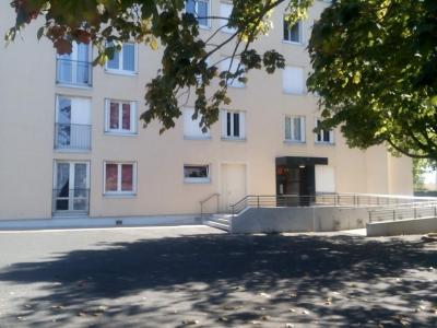 photo For rent Apartment LEVROUX 36