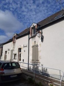 Location Maison 2 pices SAINT-GEORGES-SUR-LA-PREE 18100