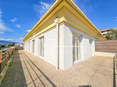 Vente Appartement 4 pièces NICE 06200