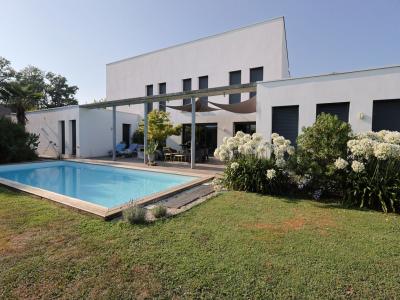 Vente Maison 6 pièces IDRON 64320