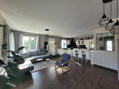 For sale House SAINT-JEAN-D'ANGELY  17