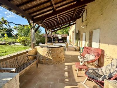 Vente Maison 11 pièces COUTURES 33580