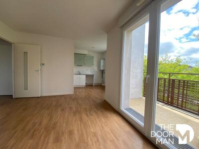 Location Appartement 3 pièces MONTAGNE 44620